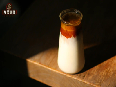 SOE咖啡豆制作Dirty好喝吗？单品拼配咖啡豆做脏咖啡萃取技巧介绍 曼特宁耶加雪菲Dirty咖啡详细做法