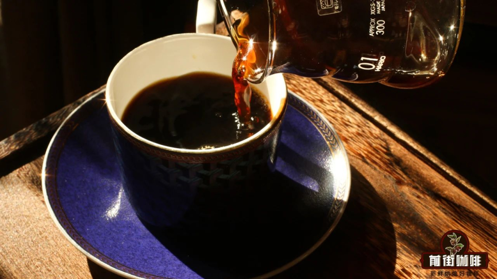 Suitable drinking temperature for coffee | Why should black coffee be drunk while it’s hot? How does temperature affect coffee flavor? Can espresso and pour-over coffee be reheated?