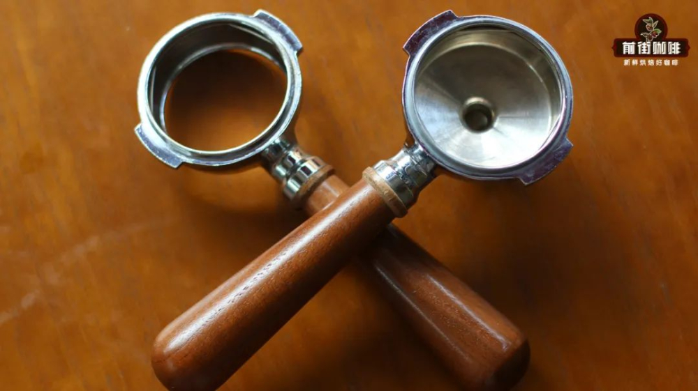 Bottomless handle for espresso coffee | What is the difference between a bottomed handle and a bottomless handle for an espresso machine? Which coffee handle is suitable for coffee beginners?