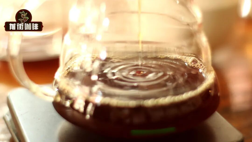 Tutorial on hand-brewed coffee techniques with dark roasted coffee beans | Why does hand-brewed coffee taste burnt and bitter? What is the temperature of the water used to brew Indonesian Mandheling Brazilian Colombian coffee?